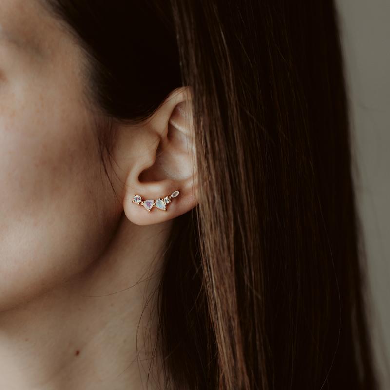 Сребърни обеци Valery Golden - Лунен камък - Indira