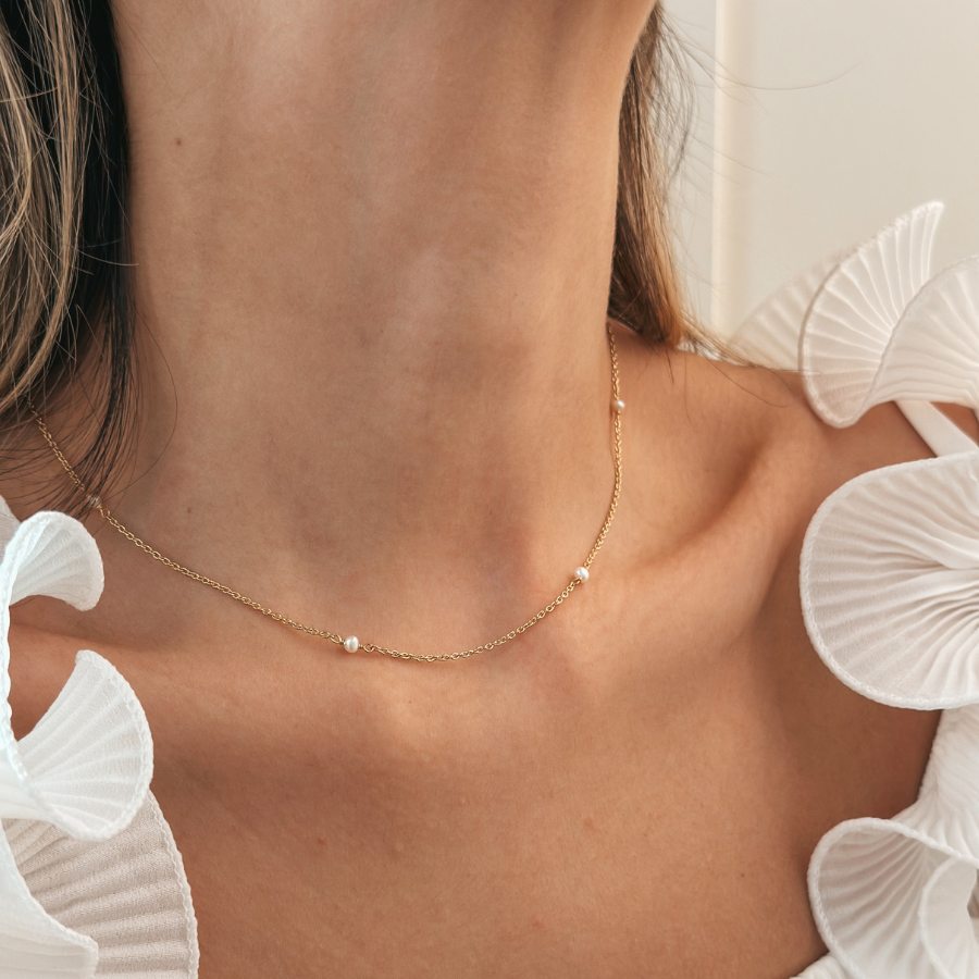 Сребърно колие Golden Tiny Pearls - Indira