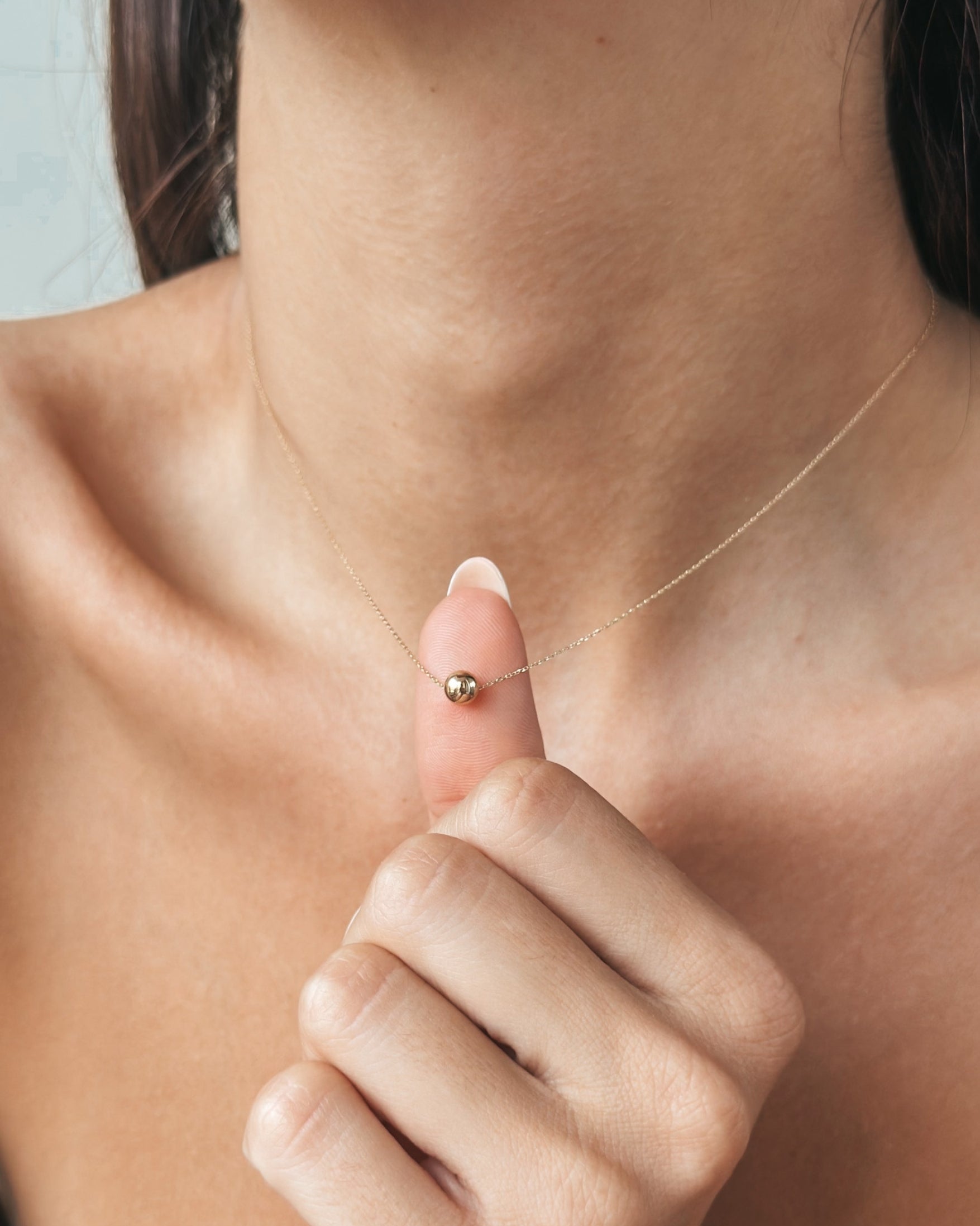 Колие от жълто злато Golden Sphere - Indira