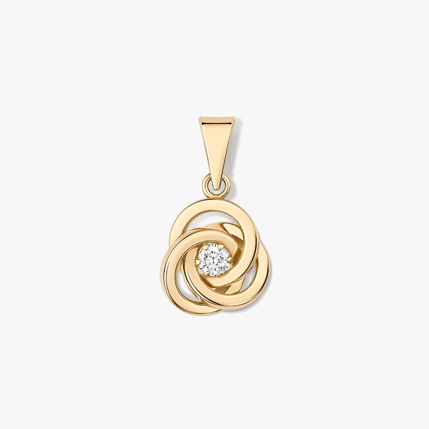 Златна висулка Eternal Knot с преплетени халки от жълто злато и централен кръгъл прозрачен камък на бял фон.
