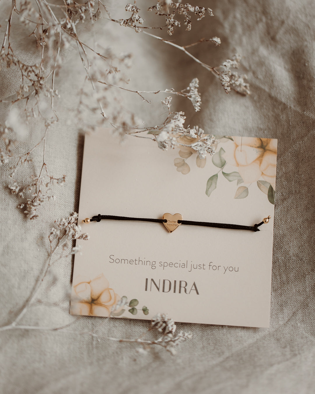 Сребърна гривна с връв Golden Better Together - Indira