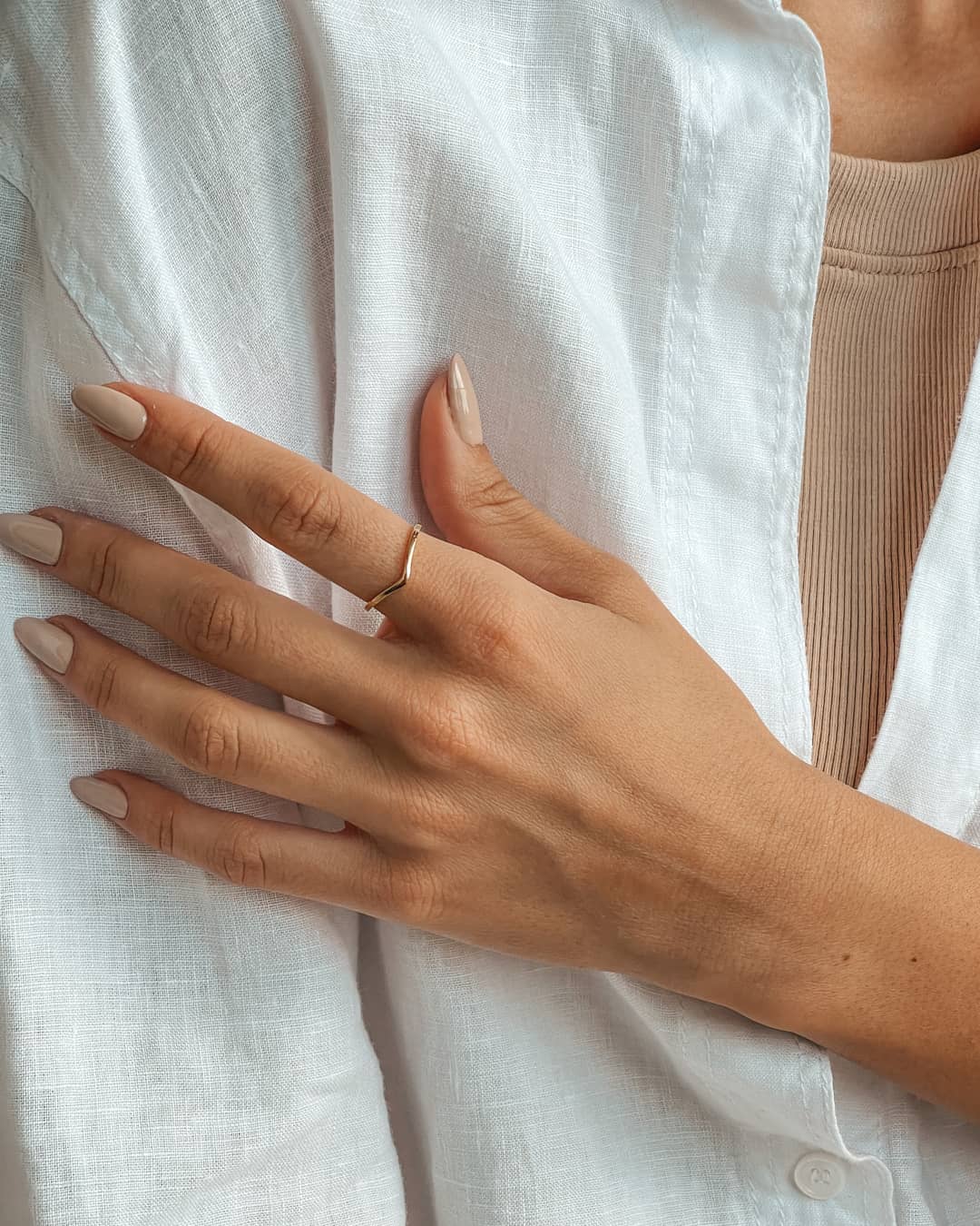 Пръстен от злато Simple V of Gold - Indira