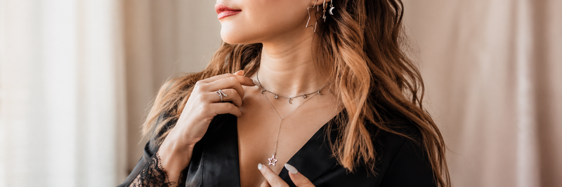 5 sfaturi utile pentru look-ul perfect de coliere din argint suprapuse