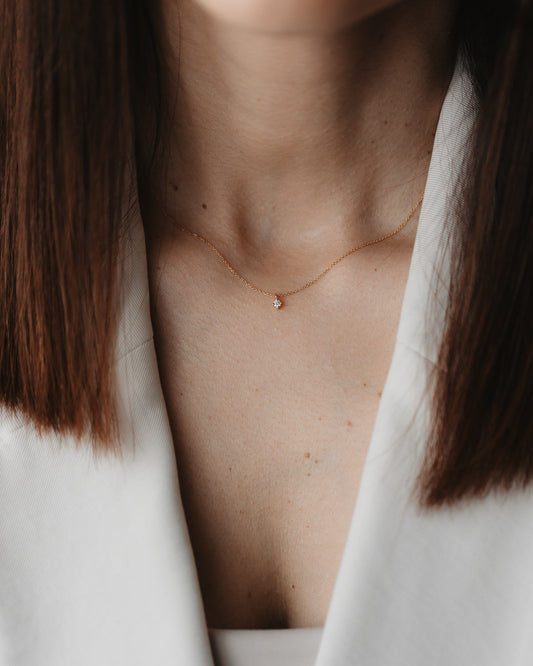 Вечен златен колие - Диамант 0.1 CT